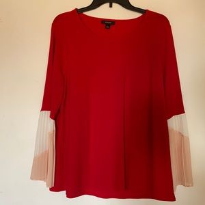 Alfani size L Red top w/ pleated interest sleeves